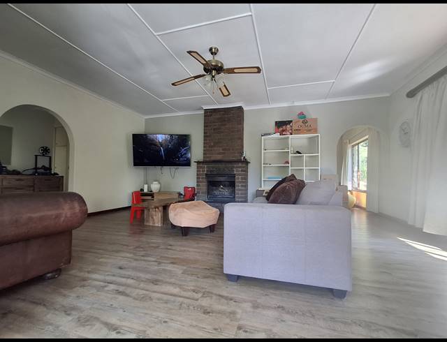 4 BEDROOM HOUSE RENTED IN HILTON CENTRAL